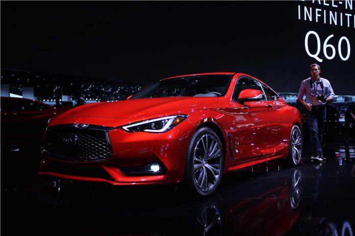 2017 Infiniti Q60 Sports Coupe first look