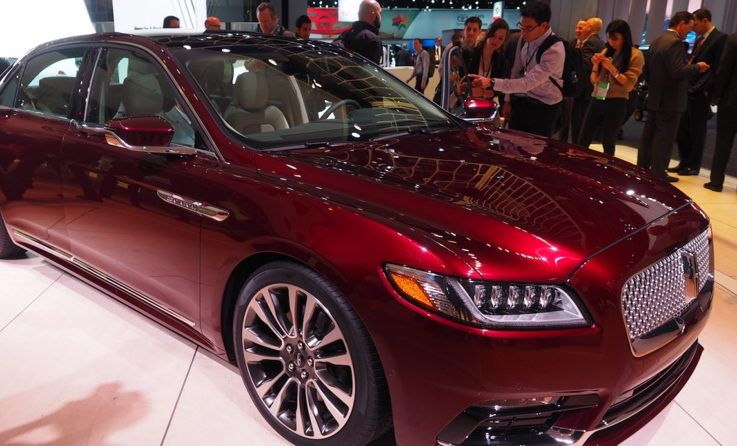2017 Lincoln Continental gives classic name to modern luxury