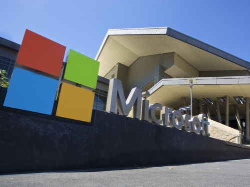 Microsoft to give away cloud services to non-profits and universities
