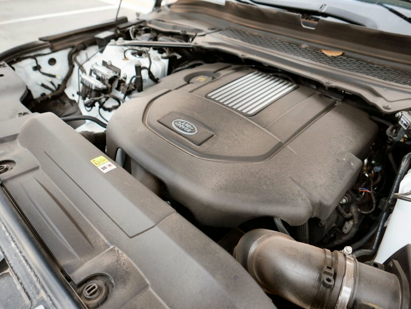 Land Rover’s TD6 Turbodiesel Gamble