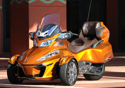 2014 Can-Am Spyder RT First Ride Review