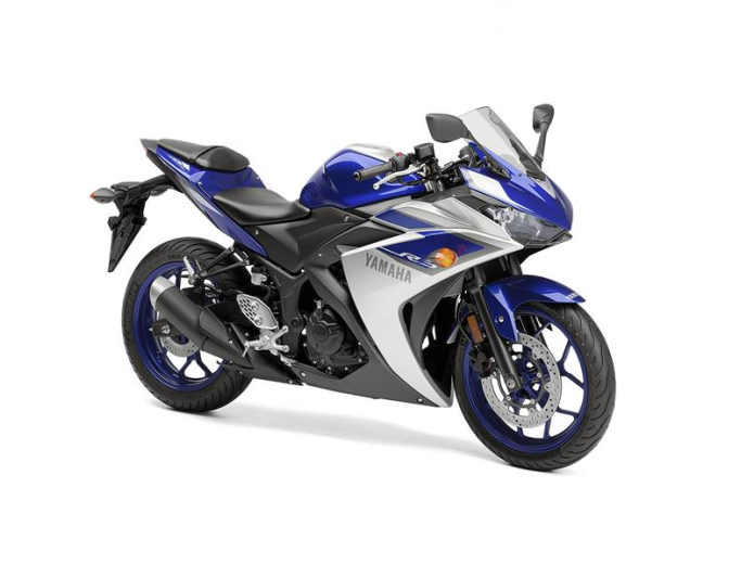 2015 Yamaha YZF-R3 First Ride Review