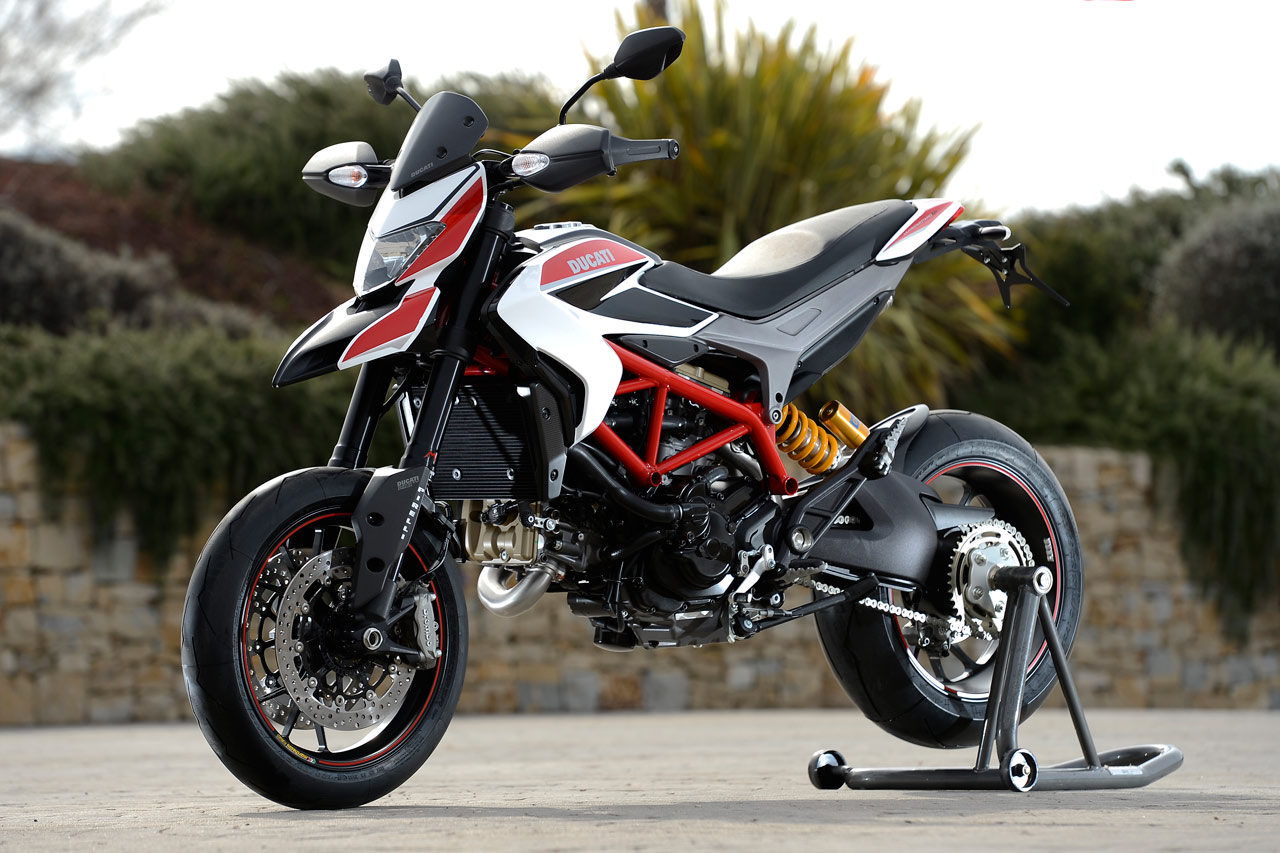 Ducati Hypermotard First Ride Review | GearOpen