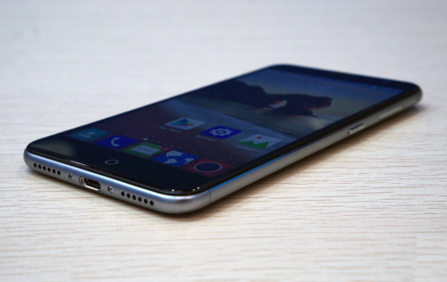 ZTE Blade V7 Hands-on Review : All about that metal, that metal, no plastic