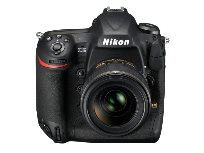 First Nikon D5 Hands-on Video Review
