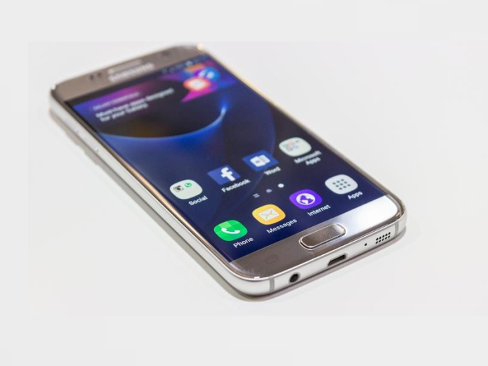 Samsung Galaxy S7 Mini – direct rival to iPhone SE with 4 inch display