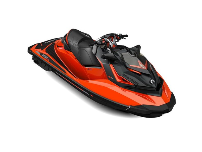 SEA-DOO 1630 : ACE Sea-Doo's 1630 ACE packs 300 horspower and is the company's most powerful engine yet.