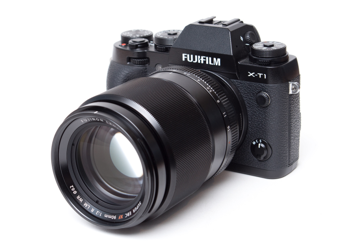 Fujifilm Fujinon XF 90mm f/2 R LM WR review