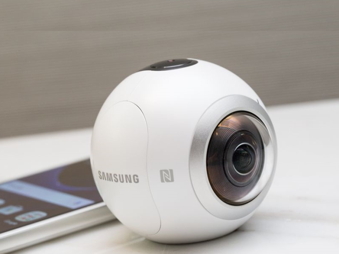 Samsung Gear 360 is a 'VR' camera that will cover your life from any angle