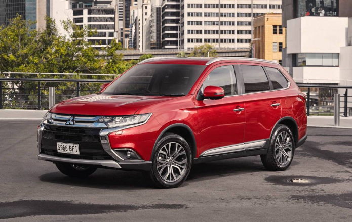 2016 Mitsubishi Outlander Exceed Review