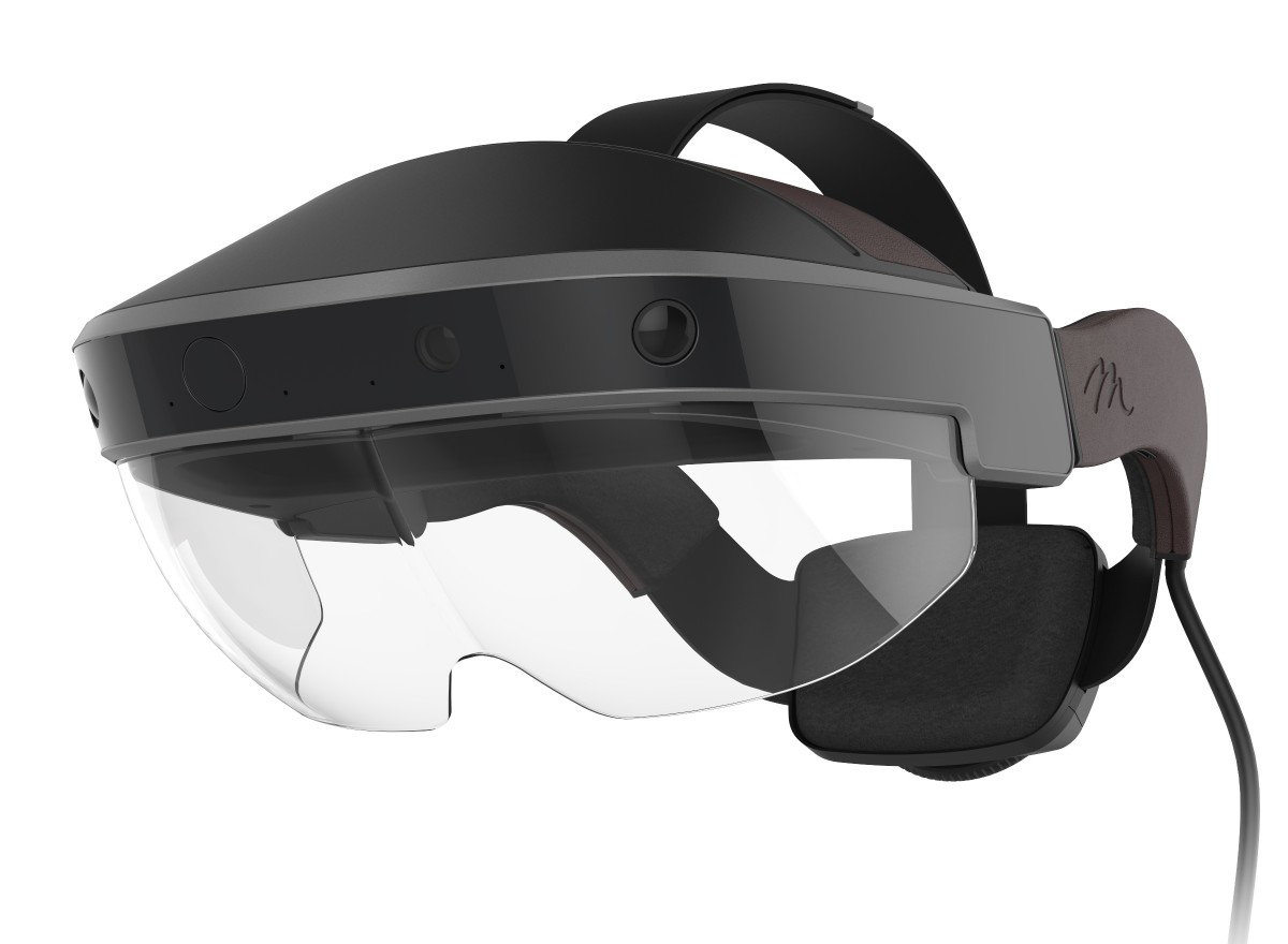 Meta 2 first impressions : AR feels closer than ever