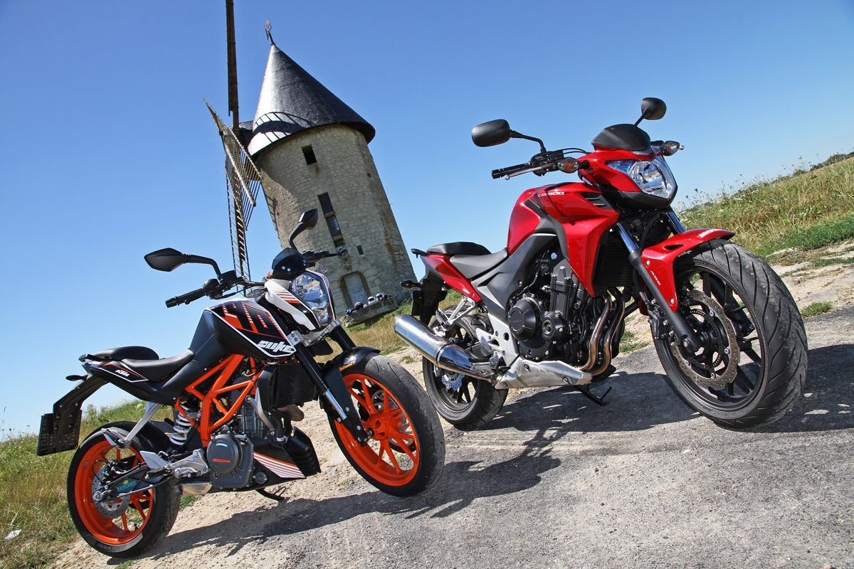Little Tearers Comparison : Honda CB500F Vs. KTM 390 Duke
