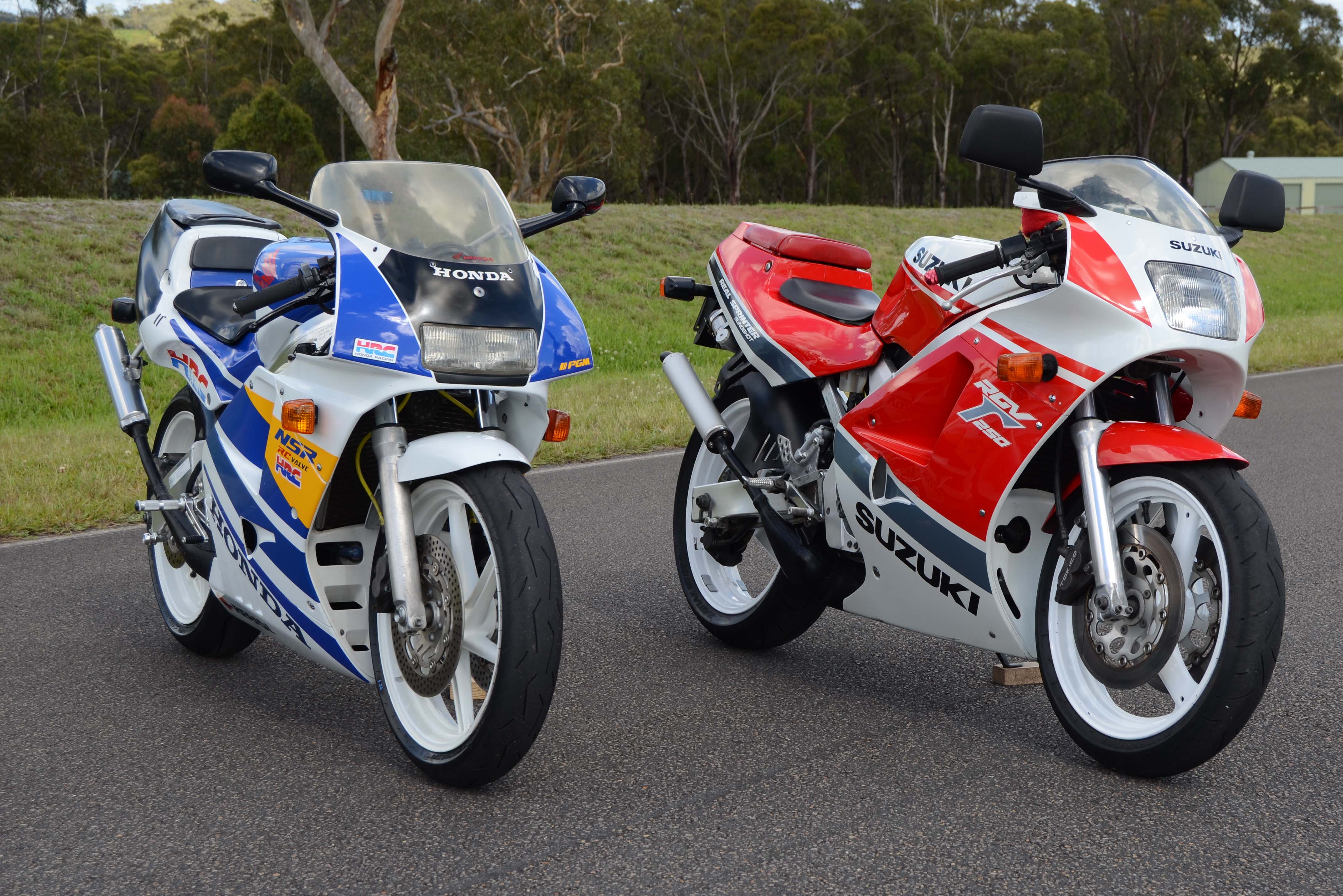 Two-Stroke Shootout : Honda NSR250R Vs. Suzuki RGV250