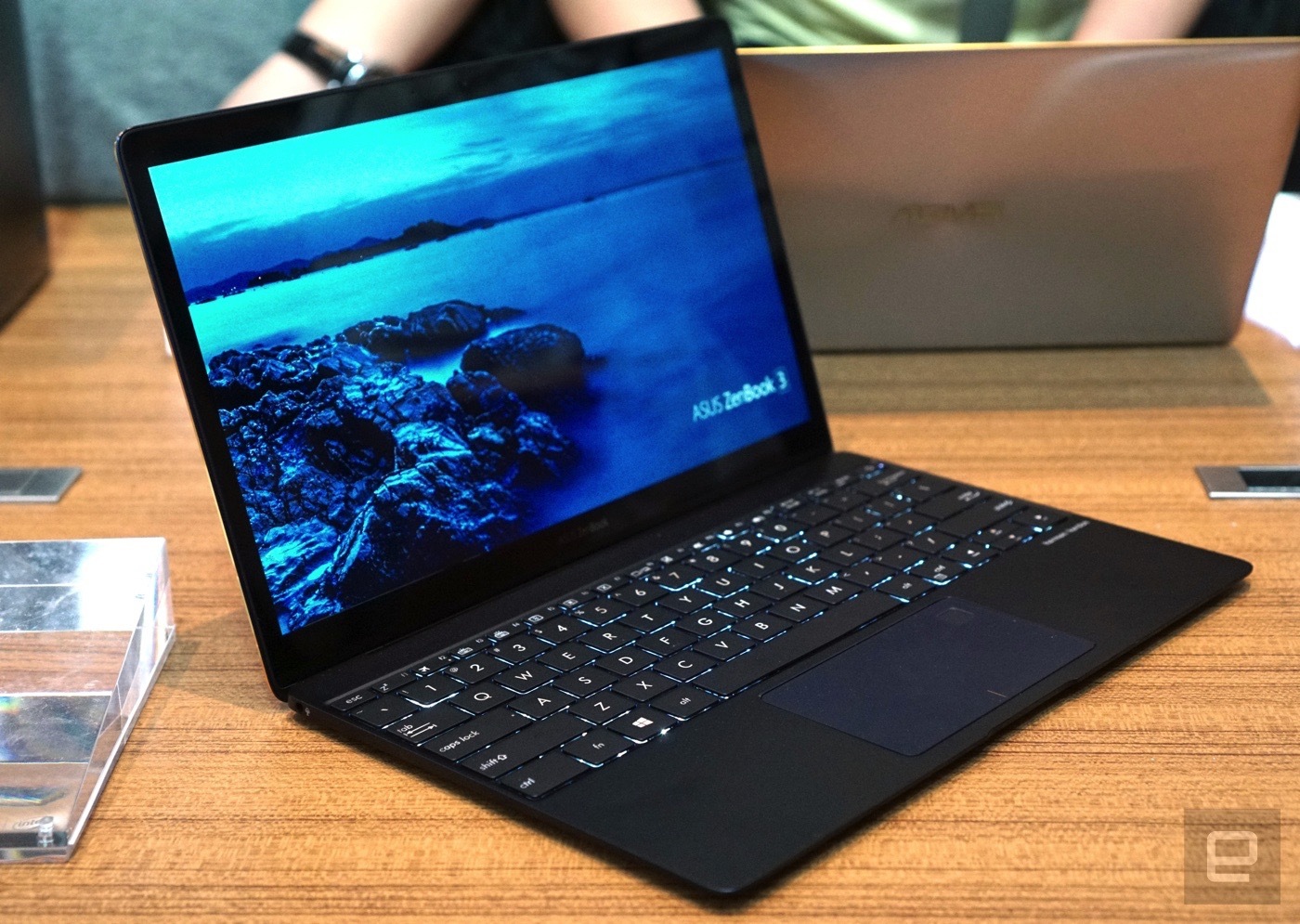 ASUS’ ZenBook 3 is thinner, lighter and faster than the MacBook