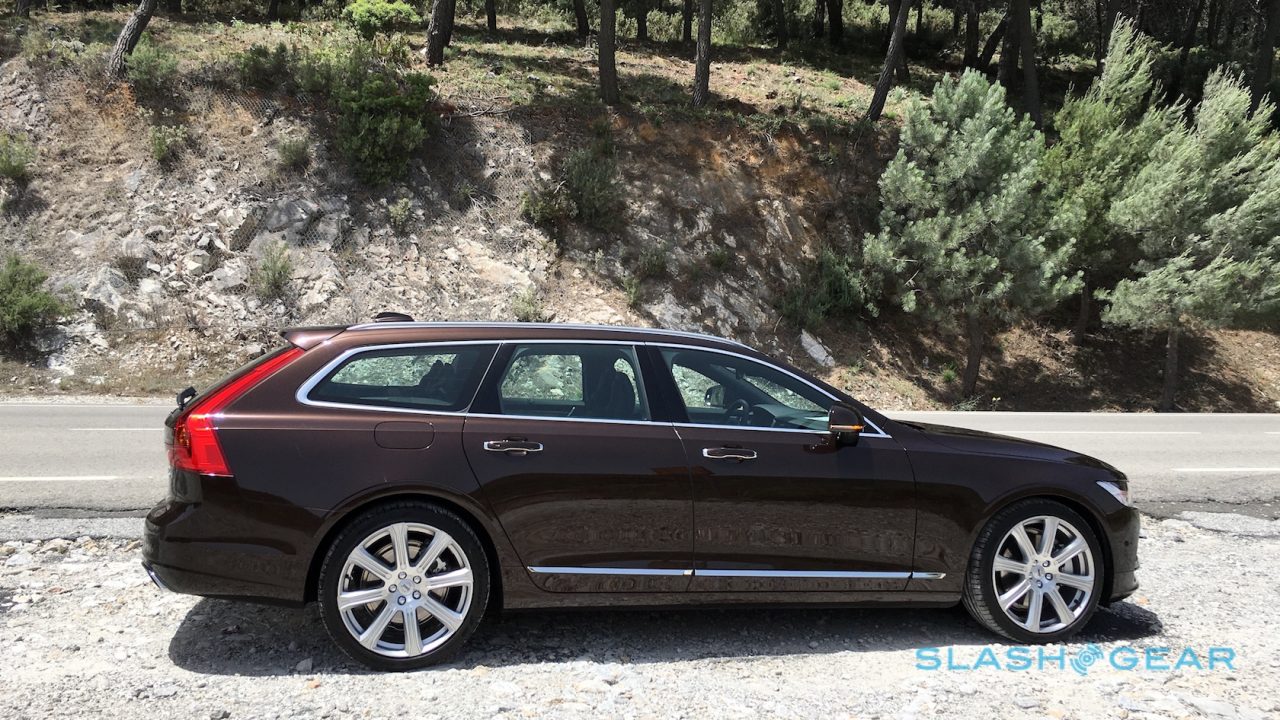 2018 Volvo V90 Preview – Roll out the welcome wagon