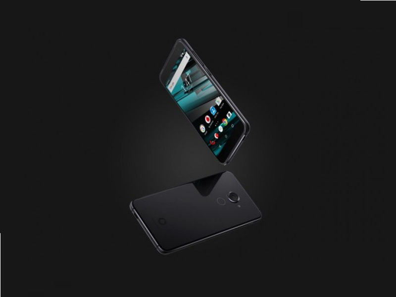 Vodafone Smart Platinum 7 with 2K screen throws in free VR headset to show off its affordable power