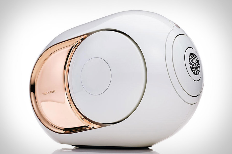 Devialet’s Gold Phantom is heavy, mental