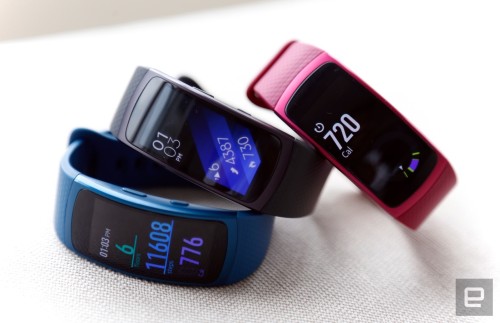 With the Gear Fit 2, Samsung tries again at workout wristbands