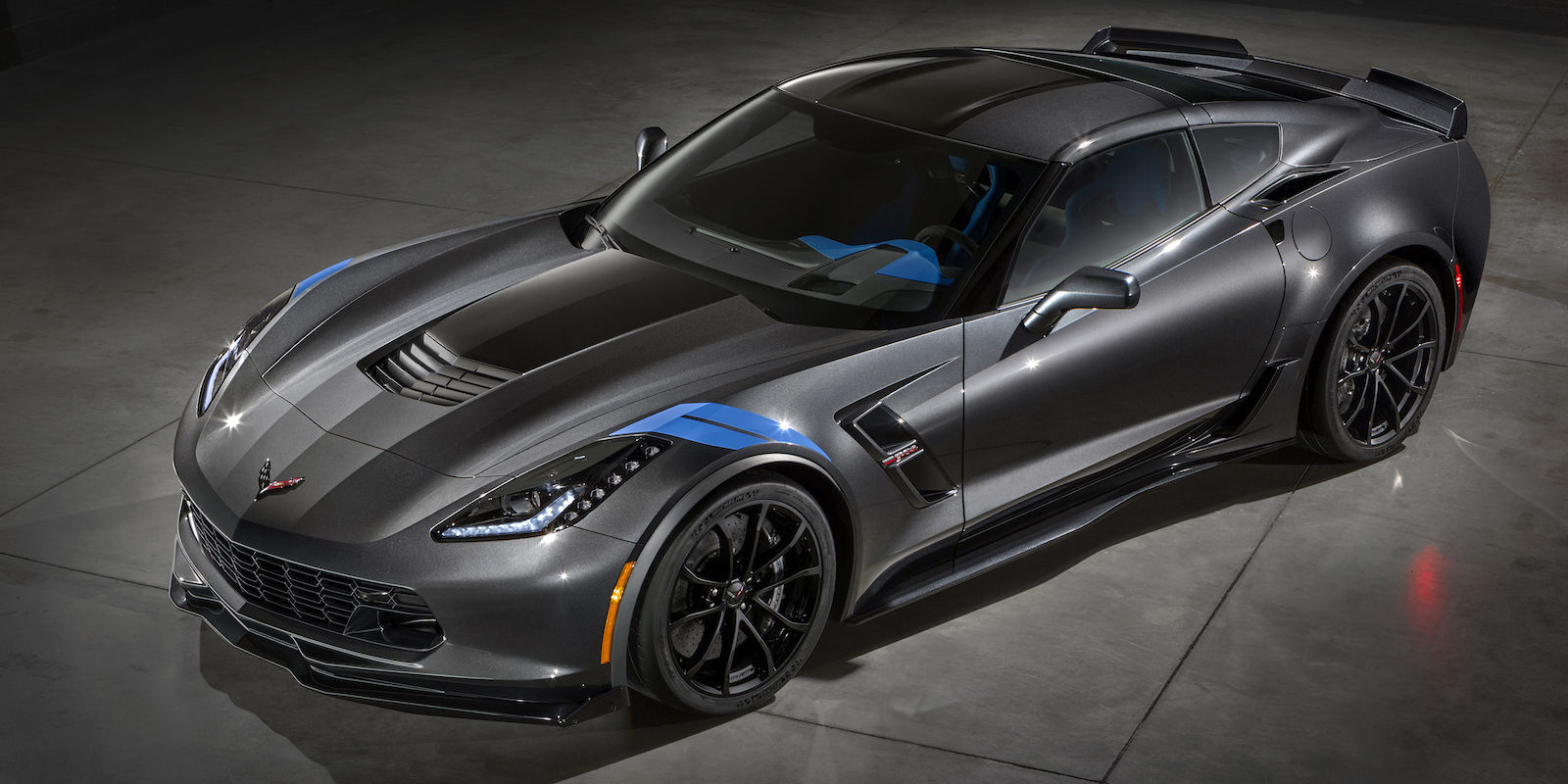 gallery-1456830473-2017-chevrolet-corvette-grandsport-001