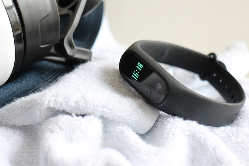 XIAOMI MI BAND 2 REVIEW