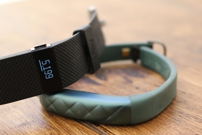 Jawbone UP3 v Fitbit Charge HR : The best activity wearable