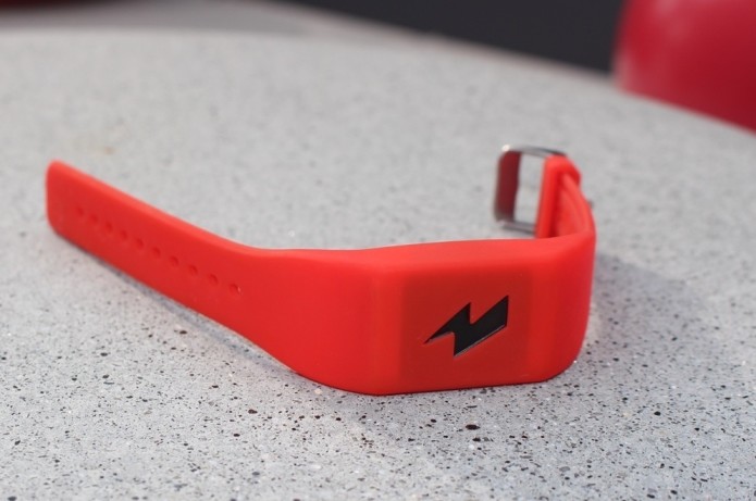 Can the Pavlok shock wearable make pain motivation work?