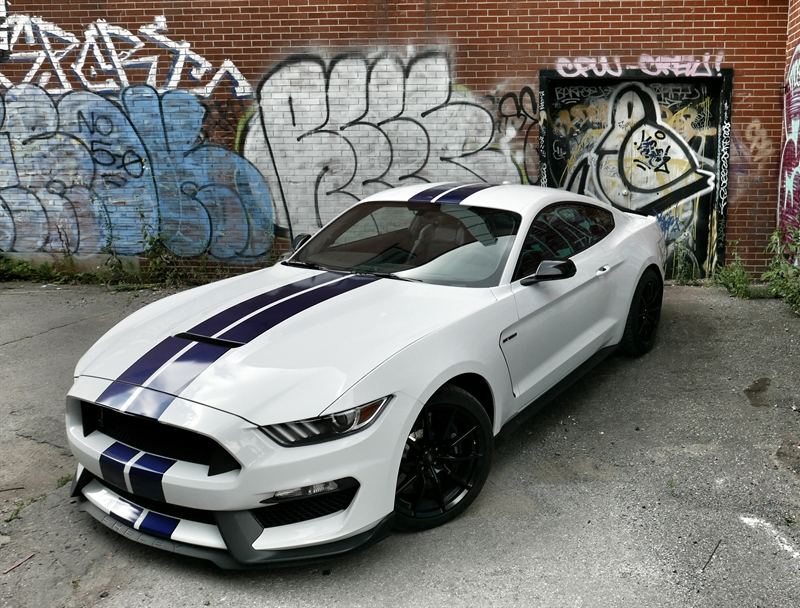 2016 Ford Mustang Shelby GT350 Review – Trading ponies for stallions