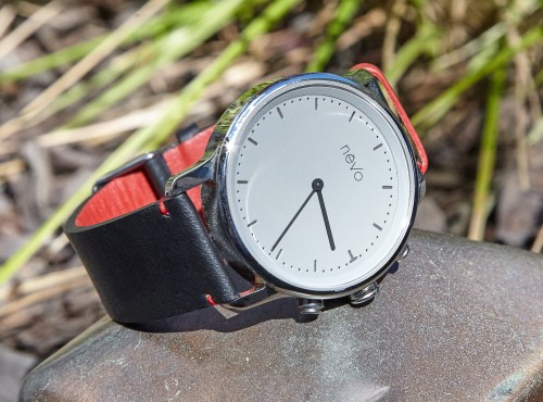 Nevo Balade Parisienne Review : Watch Out for This Limited Fitness Tracker