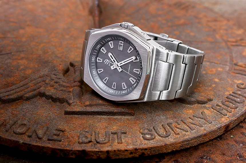 seals-watch-model-a-automatic-10