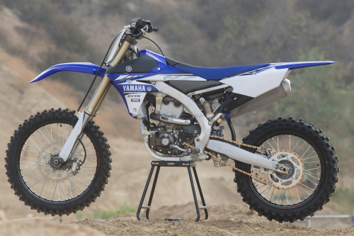 2017 Yamaha YZ450F – FIRST RIDE REVIEW : A solid contender with only a few minor tweaks for 2017