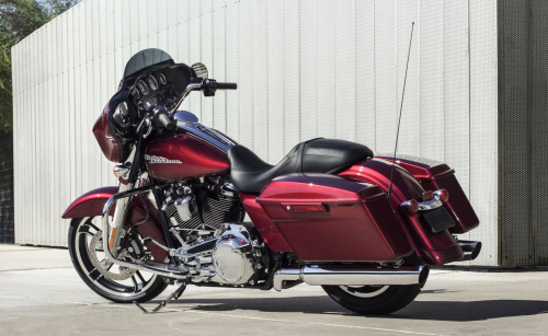 2017 Harley-Davidson Street Glide First Ride Review