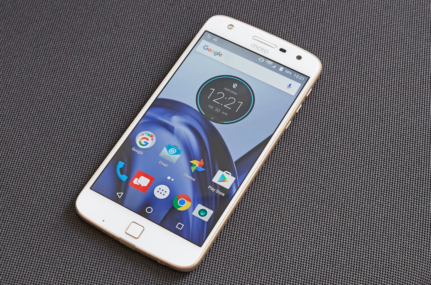 Moto Z Play Review A Very LongLasting Phablet