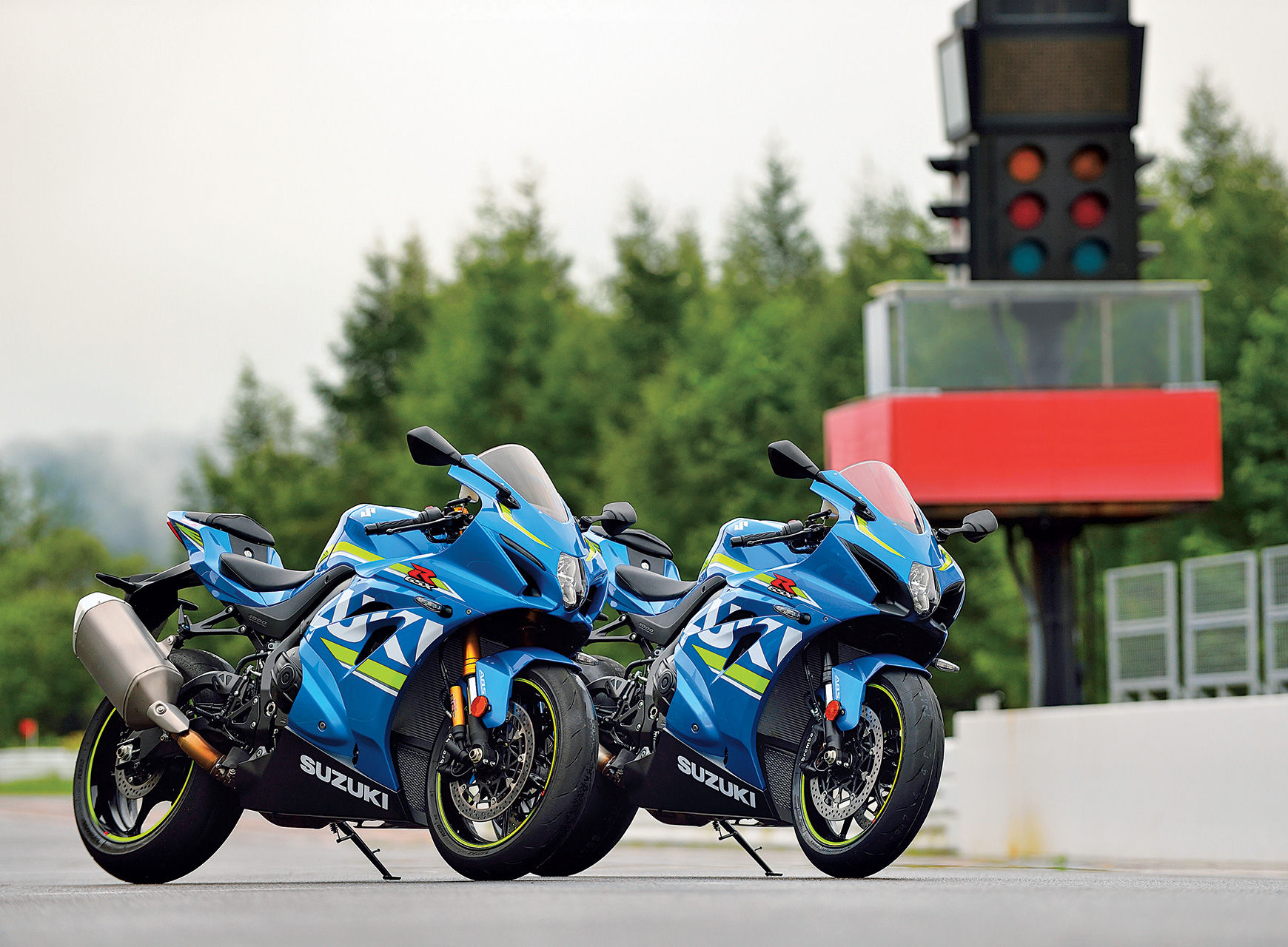 2017 Suzuki GSX-R1000 and GSX-R1000R Superbike - TECH PREVIEW