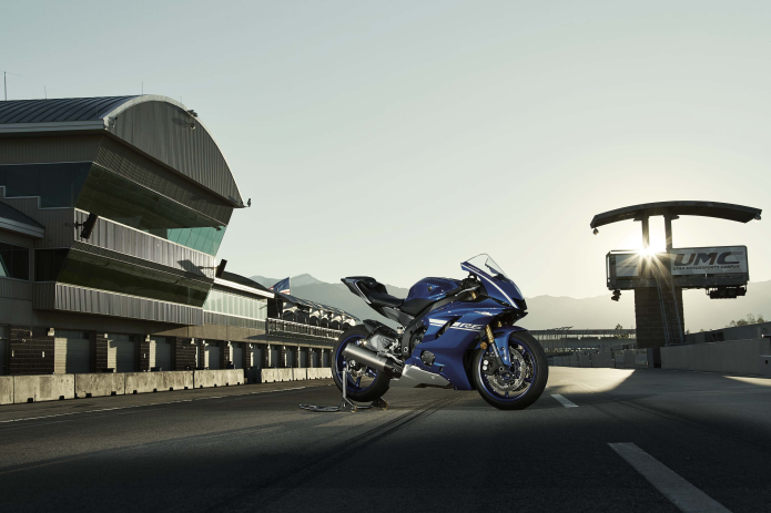 2017 Yamaha YZF-R6 Preview