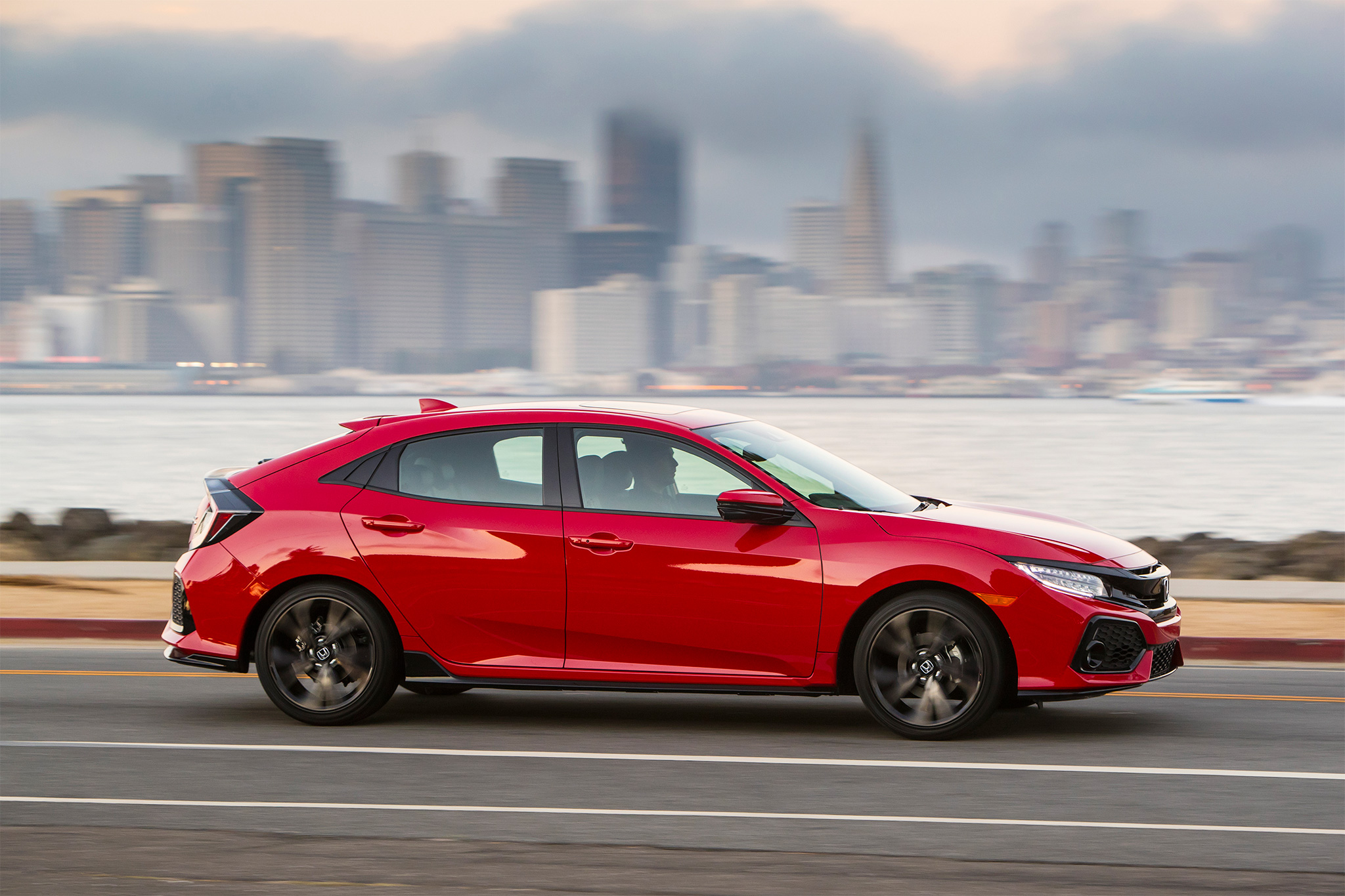 2017 Honda Civic Hatchback First Drive - GearOpen.com