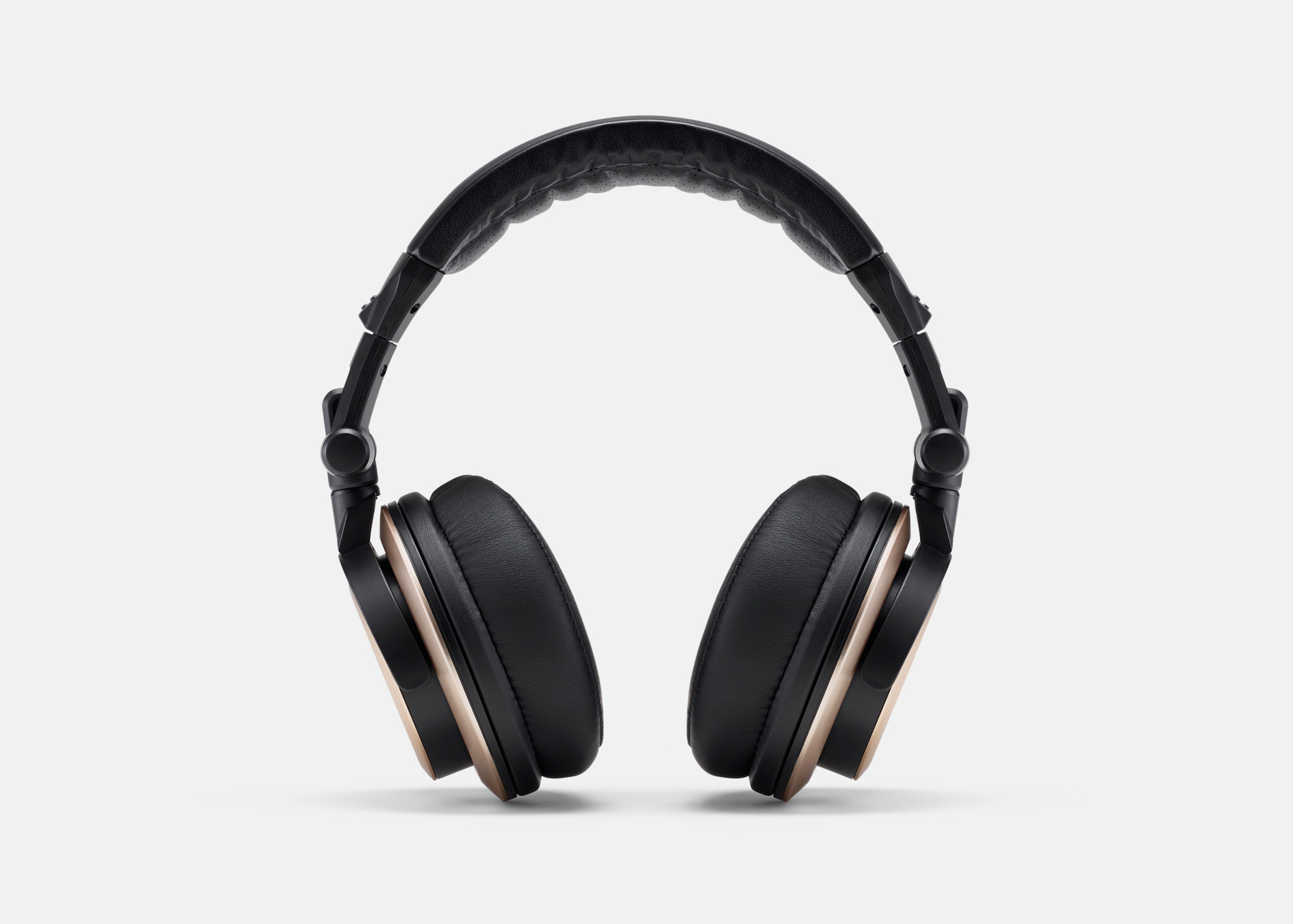Status audio. Наушники Olympus