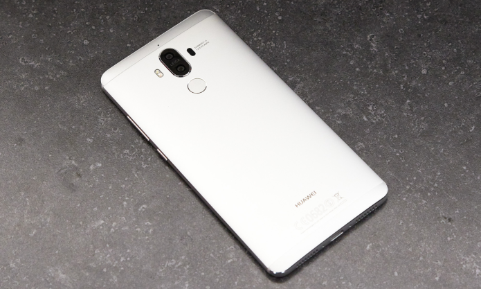Huawei Mate 9 Review : The Big-Screen Phone for Android Lovers