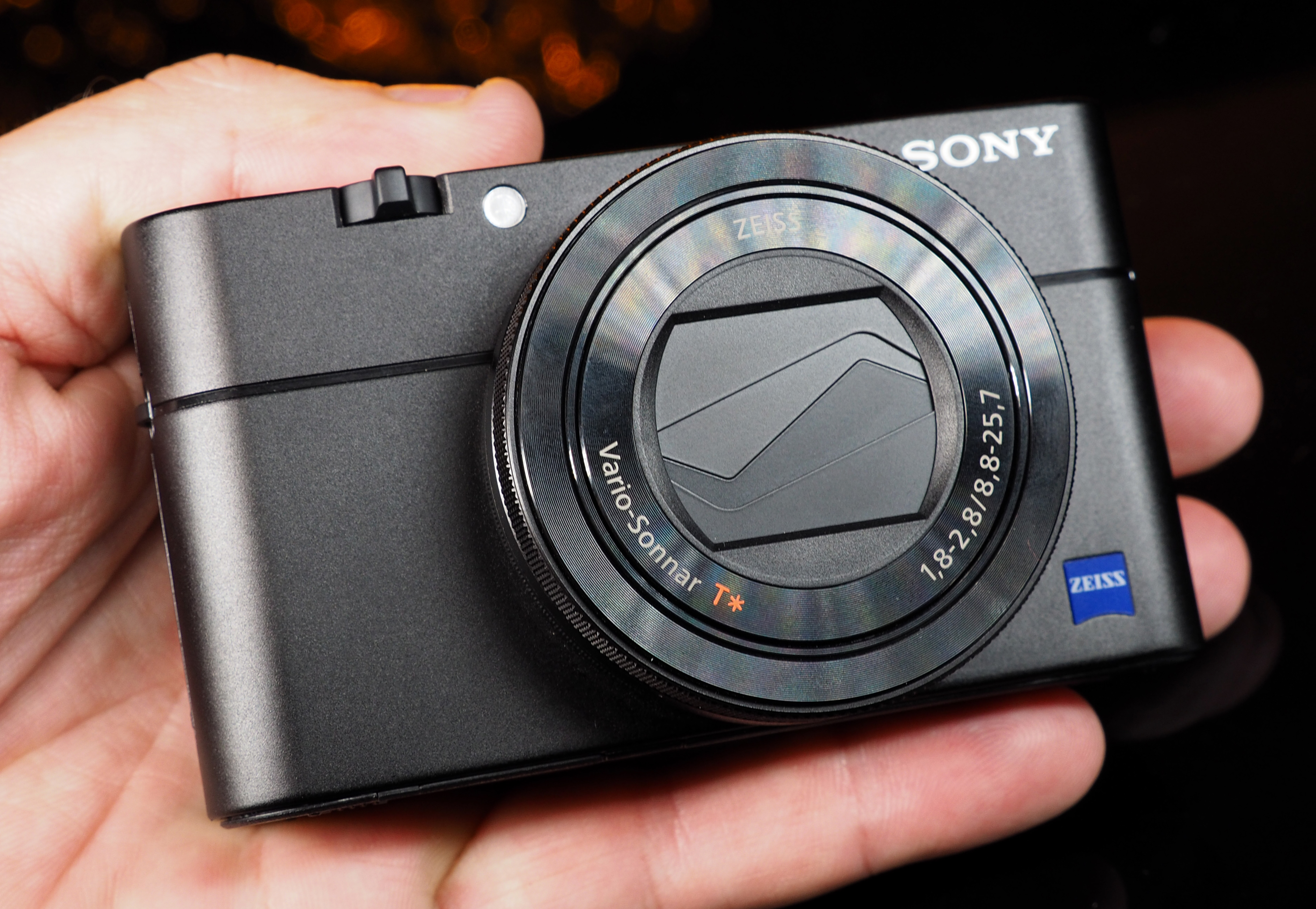 Sony Cyber-shot RX100 V Review – Fast Five