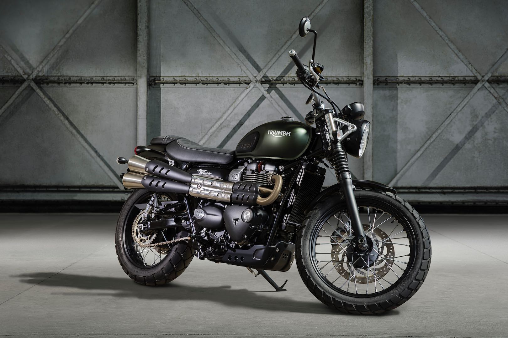 2017-triumph-scrambler-street-twin-fast-facts-1