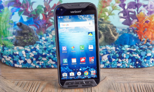 Kyocera DuraForce Pro Review : Unbreakable Exterior with a Blah Battery
