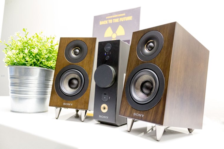 Sony CAS1 Compact Audio System Review