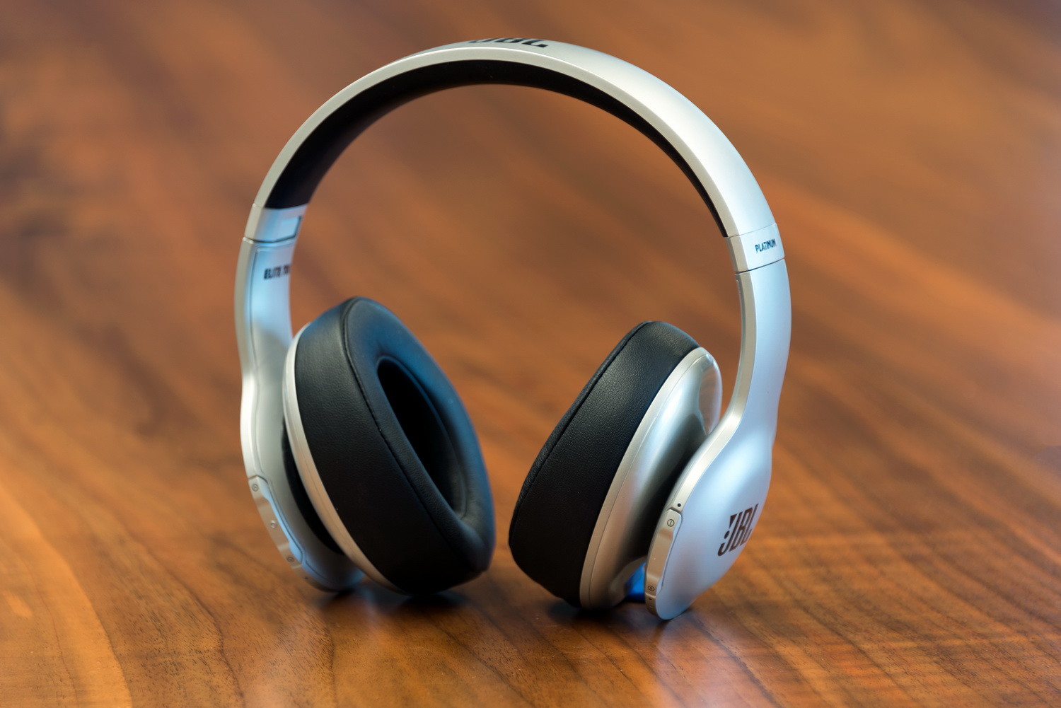 JBL Everest Elite 700 Headphones Platinum Review