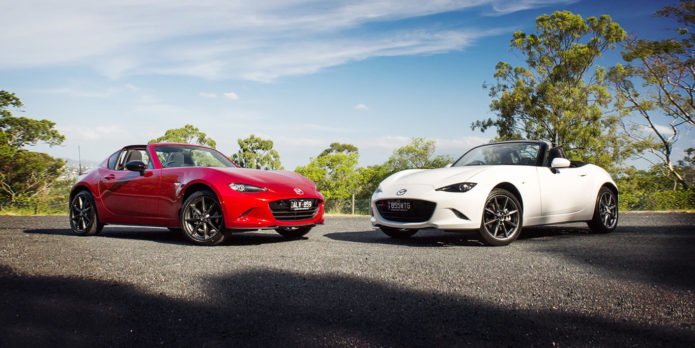Mazda MX-5 RF vs Mazda MX-5 comparison : Hard top or soft? It's the age-old question even Mazda can't answer