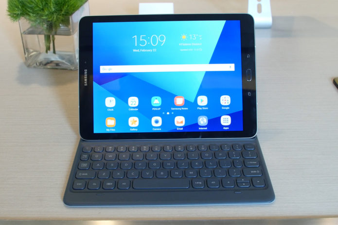 Galaxy Tab S3 Packs HDR Screen and S Pen, But Is It Enough?