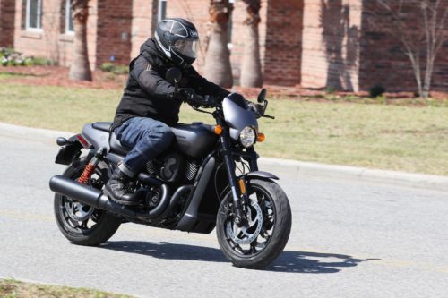 2017 Harley-Davidson Street Rod First Ride Review : Harley lets fly an angrier, urban-sport version of its lovable Street 750
