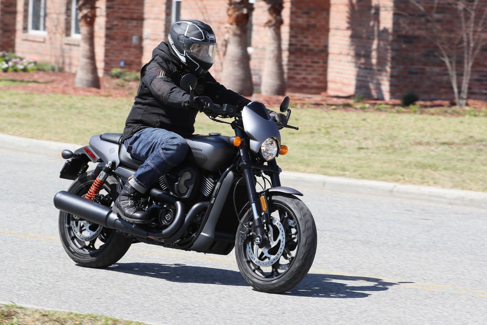2017 Harley Davidson Street Rod First Ride Review Harley Lets Fly An Angrier Urban Sport Version Of Its Lovable Street 750 Gearopen Com