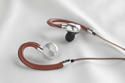 Aedle ODS-1 Earphones Review : You can’t go wrong with metal and leather