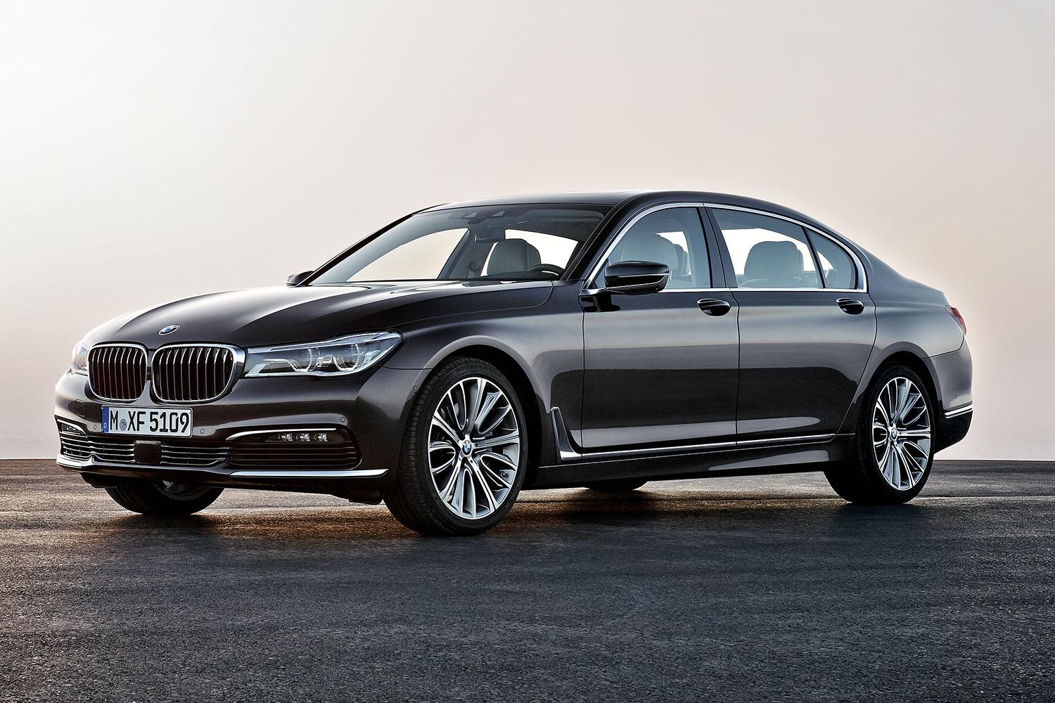 2017 BMW M760i Review: More than M7