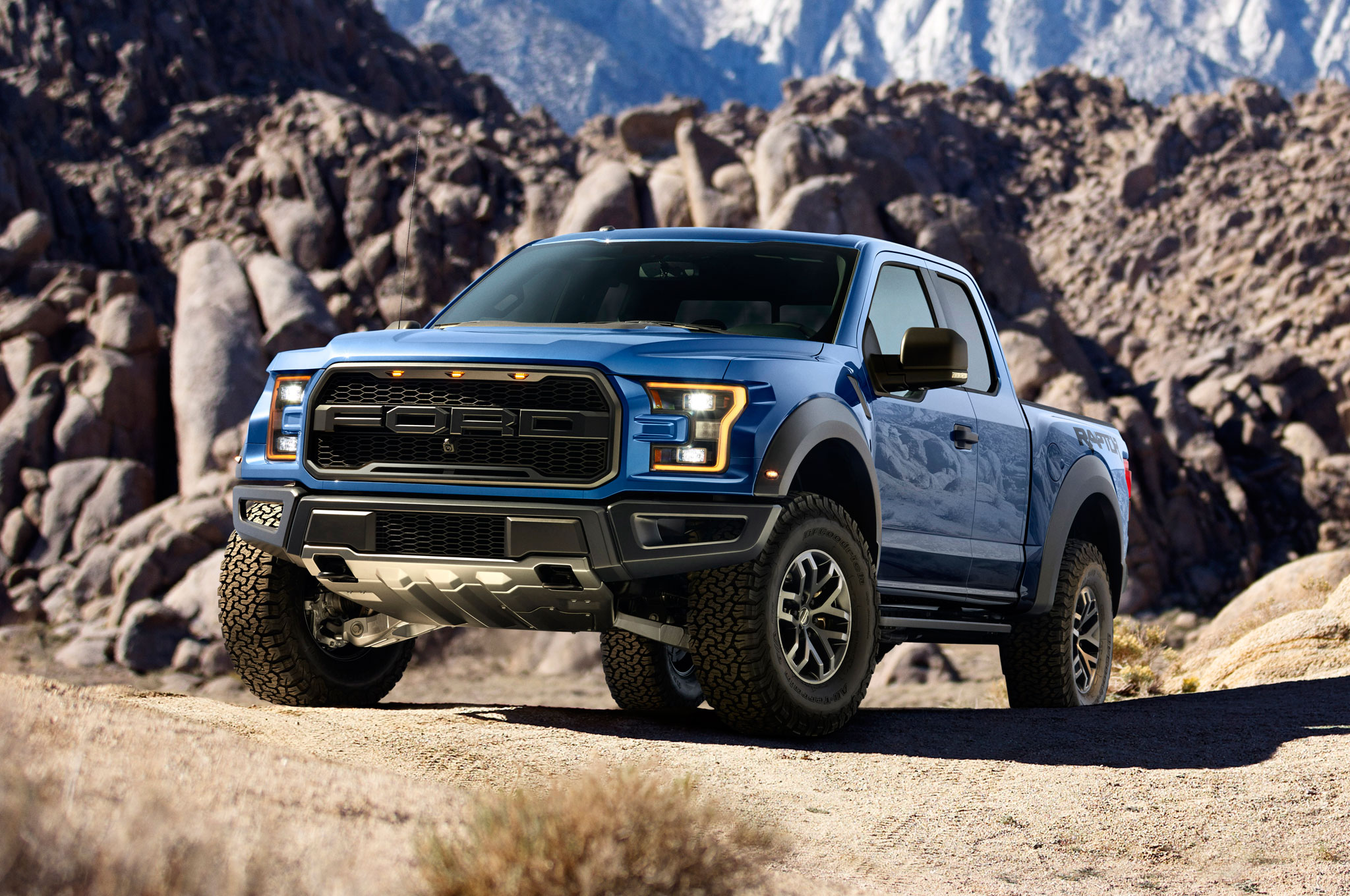 2017 Ford F-150 Raptor Review: Living too large for everyday life