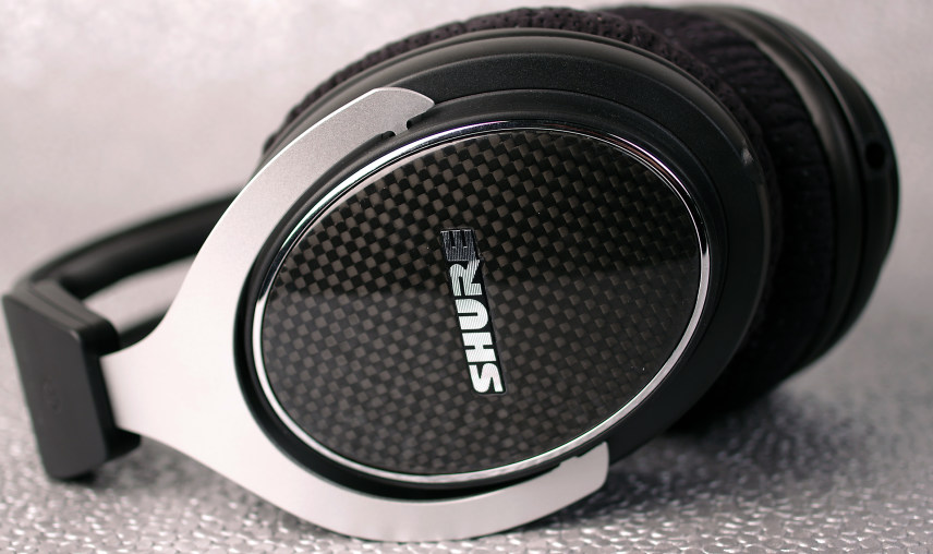 Shure SRH1540 closed back Headphones Review | GearOpen